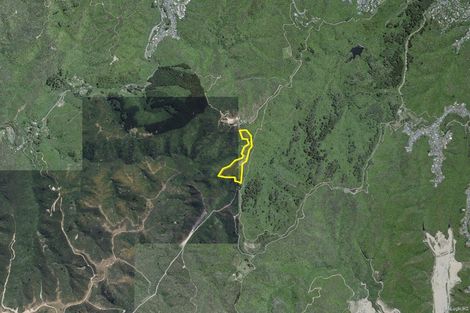 Photo of property in 80 Southernthread Road, Brooklyn, Wellington, 6021