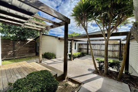 Photo of property in 17 Fox Street, Hamilton East, Hamilton, 3216