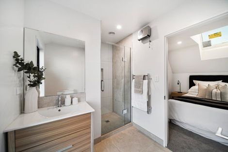 Photo of property in 4/25 Allard Street, Edgeware, Christchurch, 8013