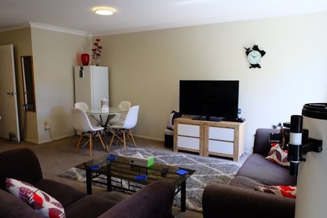 Photo of property in 19u4 Collins Avenue, Tawa, Wellington, 5028