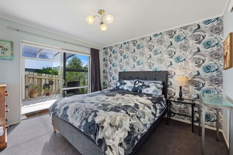 Photo of property in 49 Torkar Road, Clarks Beach, 2122