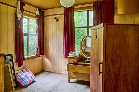 Photo of property in 9 Nikau Street, Eastbourne, Lower Hutt, 5013