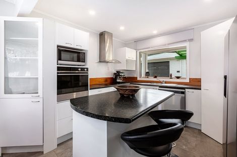 Photo of property in 51 Russell Road, Wainuiomata, Lower Hutt, 5014