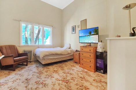 Photo of property in 76 Wallace Street, Mount Cook, Wellington, 6021