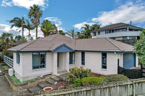 Photo of property in 14 San Carlo Court, Henderson, Auckland, 0612