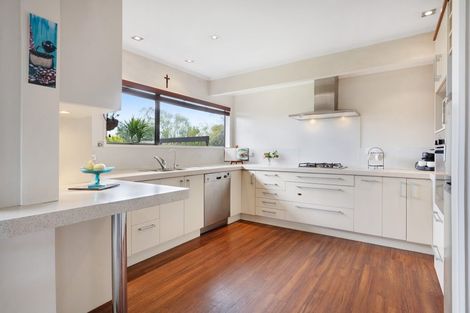 Photo of property in 3 Revell Court, Pukekohe, 2120
