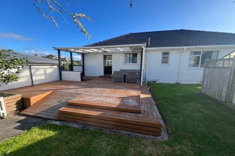 Photo of property in 11 Chilman Street, Strandon, New Plymouth, 4312