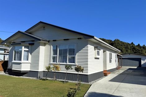 Photo of property in 116 Sinnott Road, Greymouth, 7805