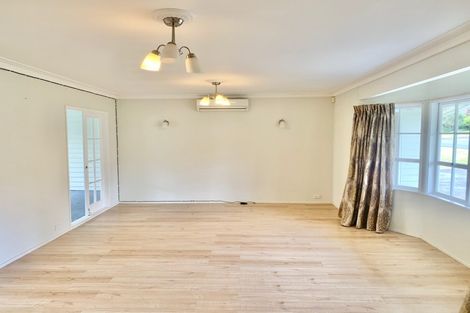Photo of property in 1/42 Holland Road, Hillcrest, Auckland, 0627