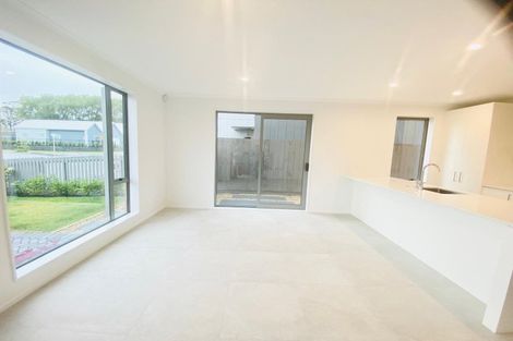 Photo of property in 41 Oyster Drive, Whenuapai, 0618