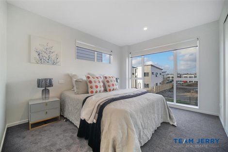 Photo of property in 12 Corporal Street, Papakura, 2110