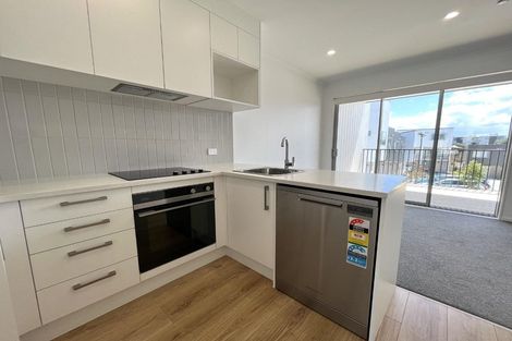 Photo of property in 39 Ngae Place, Mangere East, Auckland, 2024