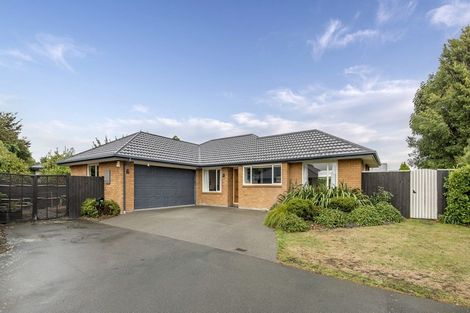 Photo of property in 2 Magnolia Lane, St Albans, Christchurch, 8052
