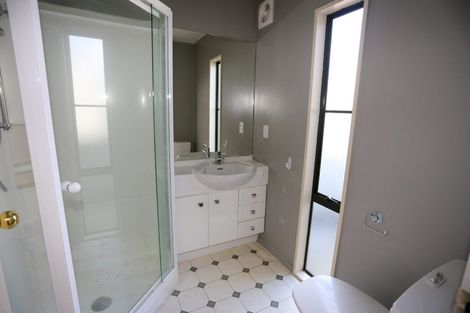 Photo of property in 4/21 Darvel Street, Riccarton, Christchurch, 8011