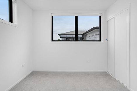 Photo of property in 1/39 Pakuranga Road, Pakuranga, 2010