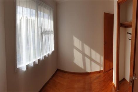Photo of property in 15 De Thiery Place, Pakuranga Heights, Auckland, 2010