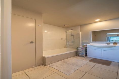 Photo of property in 5n/10 Crown Lynn Place, New Lynn, Auckland, 0600