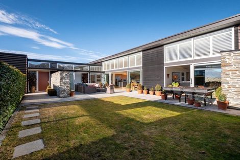 Photo of property in 14 Advance Terrace, Arrowtown, 9302