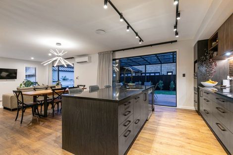 Photo of property in 2a Roland Road, Greenhithe, Auckland, 0632