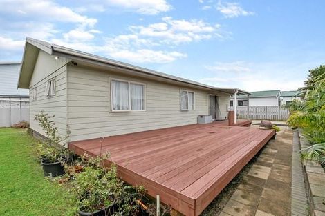 Photo of property in 85 Templeton Place, Clendon Park, Auckland, 2103