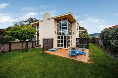 Photo of property in 3 Farrier Court, Cromwell, 9310