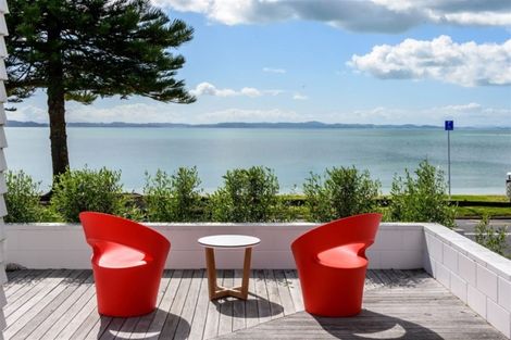 Photo of property in E/5 The Esplanade, Eastern Beach, Auckland, 2012