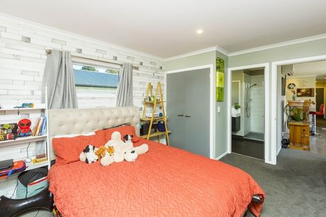 Photo of property in 69 Merton Street, Trentham, Upper Hutt, 5018