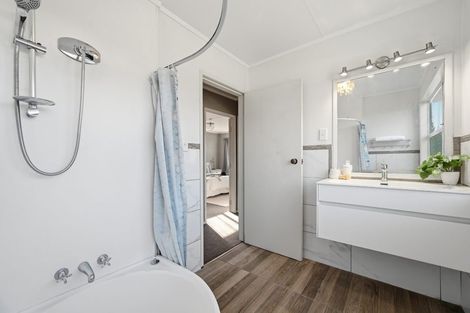 Photo of property in 50 Alison Street, Mangakakahi, Rotorua, 3015