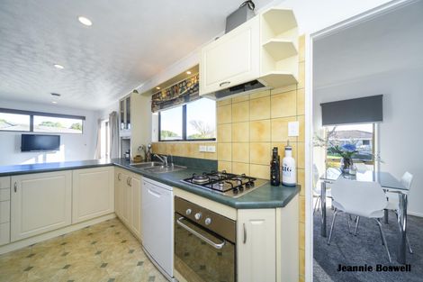 Photo of property in 66 Carter Crescent, Awapuni, Palmerston North, 4412