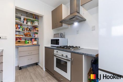 Photo of property in 5 Nield Road, Manurewa, Auckland, 2102