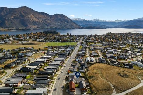 Photo of property in 210 Aubrey Road, Wanaka, 9305