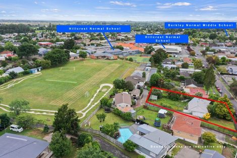 Photo of property in 15 Mccracken Avenue, Hillcrest, Hamilton, 3216