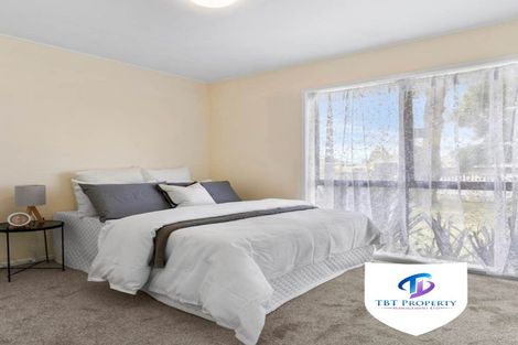 Photo of property in 128 Everglade Drive, Totara Heights, Auckland, 2105