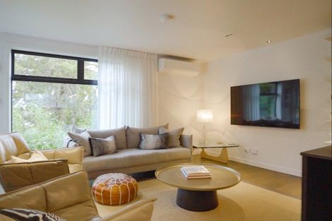 Photo of property in 1/279 Lake Road, Belmont, Auckland, 0622