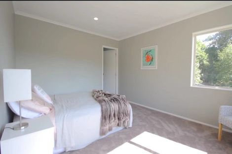 Photo of property in 12 Oakford Park Crescent, Greenhithe, Auckland, 0632
