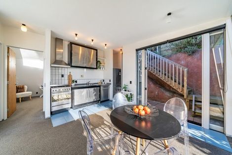 Photo of property in 14a Hanson Street, Mount Cook, Wellington, 6021