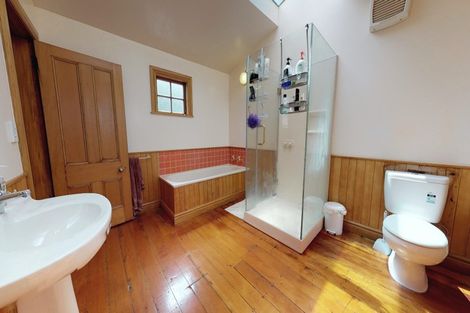 Photo of property in 8 Hawker Street, Mount Victoria, Wellington, 6011