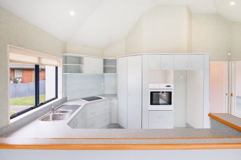 Photo of property in 8 Martin Street, Palmerston North, 4414
