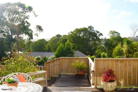 Photo of property in 4 Gavinike Place, Waimauku, 0812