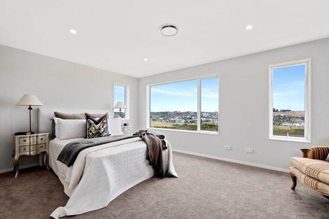 Photo of property in 28 Cassidy Drive, Orewa, 0931