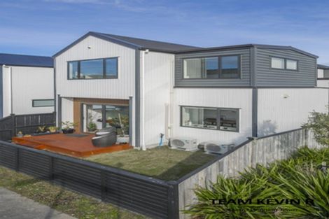 Photo of property in 41 John Gray Street, Papakura, 2110