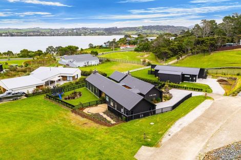 Photo of property in 3 Garden Way, Mangawhai Heads, Mangawhai, 0505