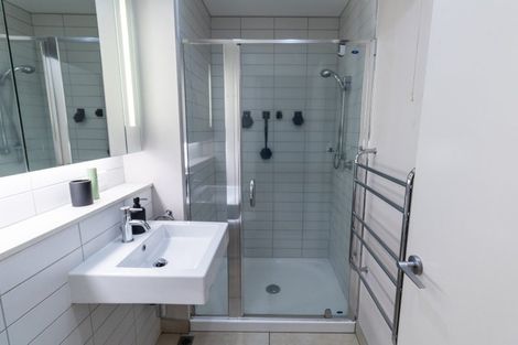 Photo of property in Trinity Apartments, 310/19 College Street, Te Aro, Wellington, 6011