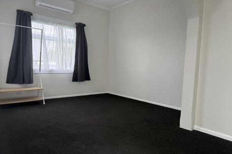 Photo of property in 14 Weymouth Street, New Plymouth, 4310