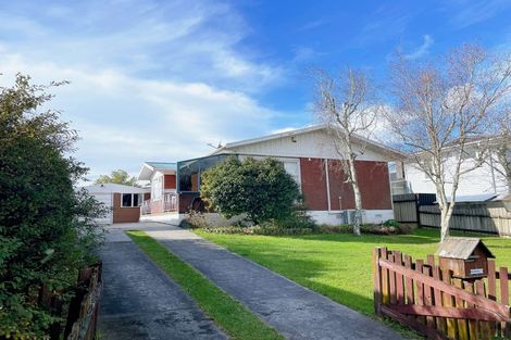 Photo of property in 39 Megan Avenue, Pakuranga Heights, Auckland, 2010