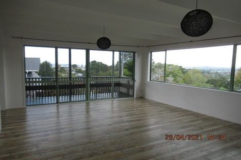 Photo of property in 7 Cyclarama Crescent, Massey, Auckland, 0614