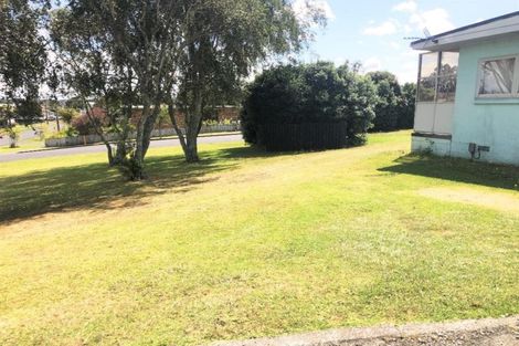 Photo of property in 18 Kent Street, Waiuku, 2123