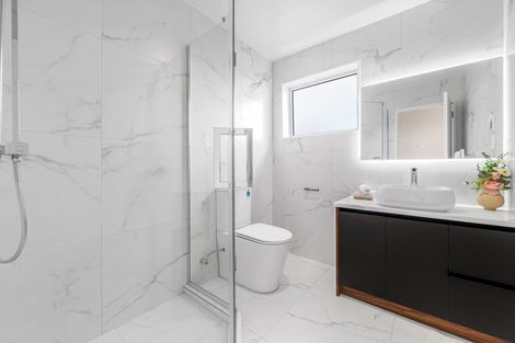 Photo of property in 18 Bushfield Drive, Flat Bush, Auckland, 2019