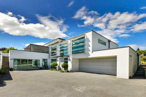 Photo of property in 15 Faulks Terrace, Wanaka, 9305