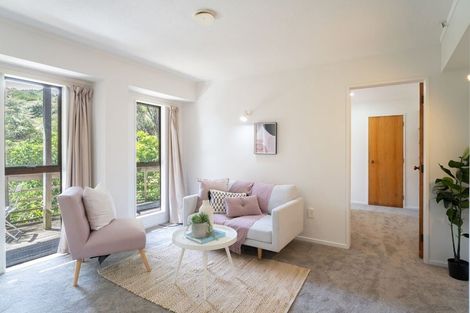 Photo of property in 18 Roys Road, Plimmerton, Porirua, 5026